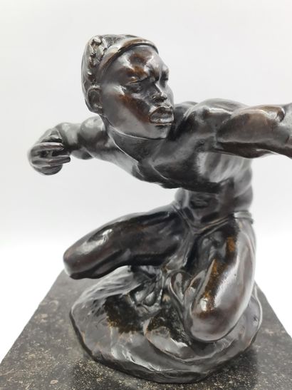 Arthur DUPAGNE (1895-1961). 
Arthur DUPAGNE (1895-1961). The archer. Bronze with...