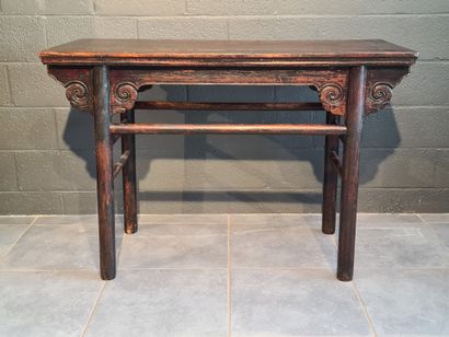 null Console chinoise fin XIXème. Ht : 84 cm. Dimensions : 124 x 52 cm.



Chinese...