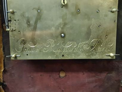 null Cartel XVII-XIXème siècle de style Louis XIV en marqueterie de laiton. Cadran...