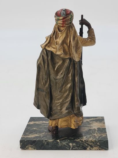 Franz BERGMANN (1861-1936) 弗朗茨-贝尔格曼（1861-1936）。来自维也纳的多色青铜器。在图下标明。高度：14.5厘米。

弗朗茨...
