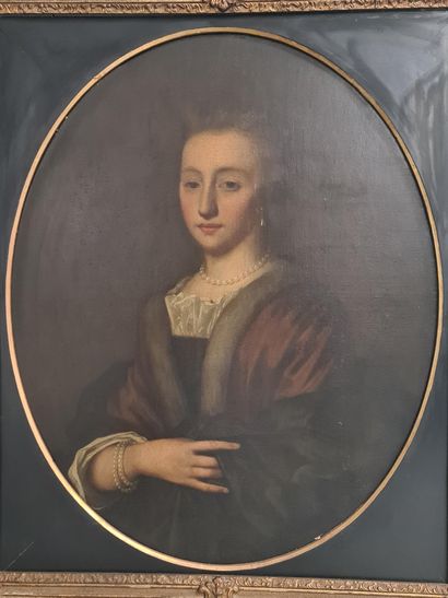 Isaac PALING (1630 -1719). Isaac PALING (1630 -1719). Portrait d'une dame de qualité....