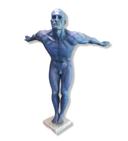 Emma DE SIGALDI (1910/12-2010). Attribué à. 艾玛-德-西加尔迪（1910/12-2010）。归功于。蓝色聚酯的真人大小的雕塑，表现了一个准备跳水的裸体游泳者。相关模型：位于摩纳哥雷尼尔三世泳池前的...
