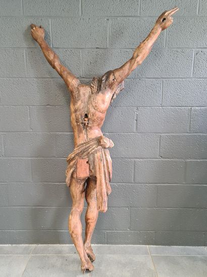 null Important Christ in carved wood XVIIth century. Arms attached. Formerly polychromed....