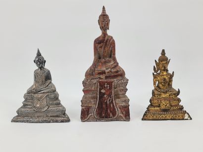 null South East Asia, 19th-20th century Set of seven bronze and wood subjects including...