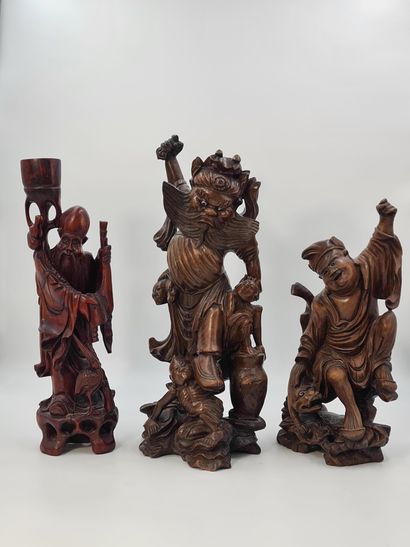 Lot de 3 bois sculptés Chine vers 1900. Ht...