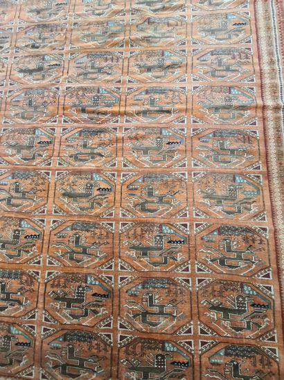 null Important tapis afghan vers 1940 -1950. Dimensions : 450 x 285 cm. Provenance...