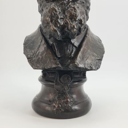 Paul DE VIGNE (1843-1901). Paul DE VIGNE (1843-1901). Bust of Mr. John Waterloo Wilson...