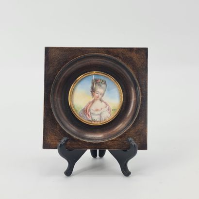 null Miniature of the young woman with bare breasts. Signed Flay. Diameter: 6 cm...