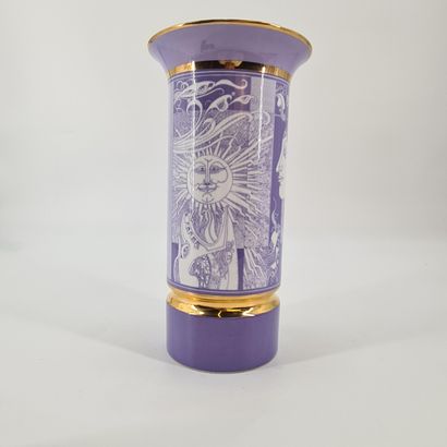 Endre SZASZ ( 1926-2003 ). Endre SZASZ (1926-2003). Porcelain vase decorated with...