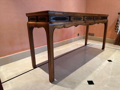 null China, circa 1900. Rectangular painter's table or altar table, in light patina...