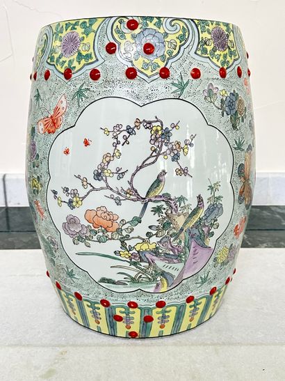 null China, Modern work. Porcelain and polychrome enamel stool with medallion decoration...
