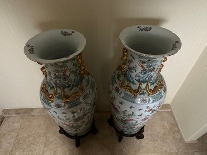 null China, high quality modern work. A pair of large baluster-shaped Palace vases...
