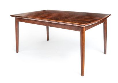 null Dans le goût de Henry Walter KLEIN, vers 1960
Table de salle à manger en bois...