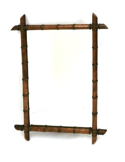 Miroir en bambou 
H. 91 x L. 67 cm