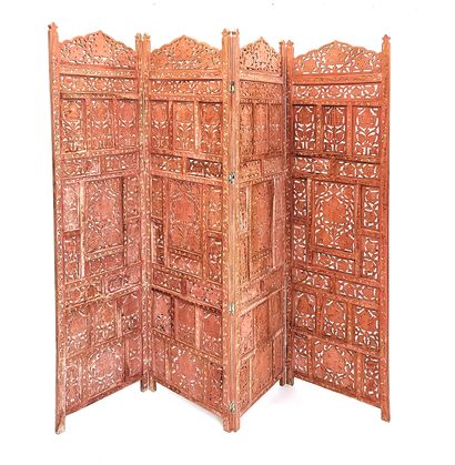 null INDONESIA, four-leaf folding screen in carved wood lacquered salmon with openwork...