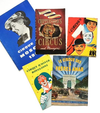 null Lot de cinq programmes de cirques divers des années 50 et 60 : Le CIRCUS 58,...
