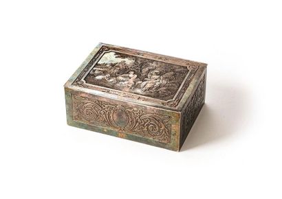 null Silver-plated metal box stamped with a pastoral scene "Le dénicheur" from François...