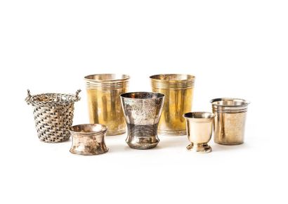 null Set in silver plated metal including two cups, two timpani, a woven basket,...