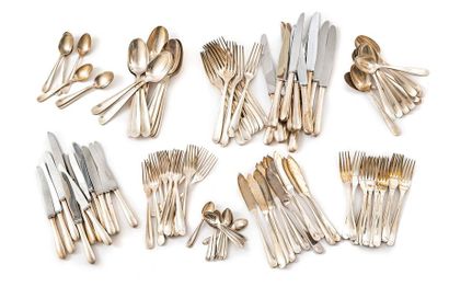 null CHRISTOFLE
Silver plated metal kitchen utensils, single flat model including:
-Twelve...