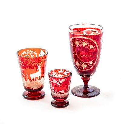 null One stemmed glass and two Bohemian crystal tumblers in red shades
Hunting decorations
Late...