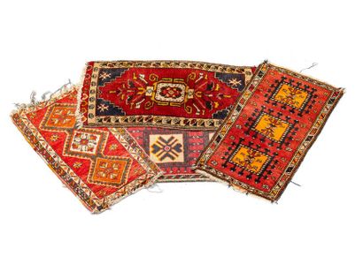 null Lot of four Yastik carpets (Central Anatolia - Turkey) circa 1965/1970
Wool...