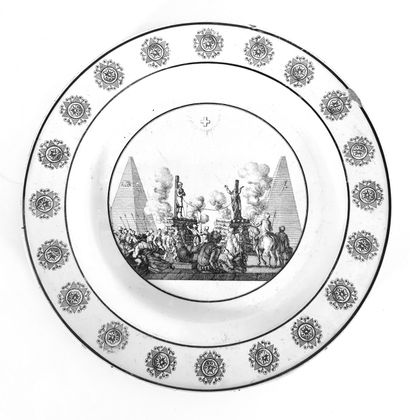 null CREIL - Period STONE COQUEREL and LEGROS

Suite of five fine earthenware plates...