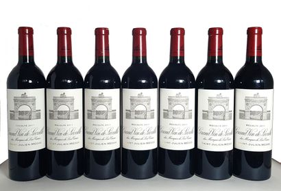 null 13 Bottles Château Léoville Las Cases, GCC2 Saint-Julien, 2011 (4 rubbed caps)

Wooden...