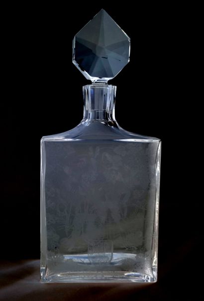 null BACCARAT

Flacon à cognac "Gascogne" en cristal à décor gravé toutes faces d'un...