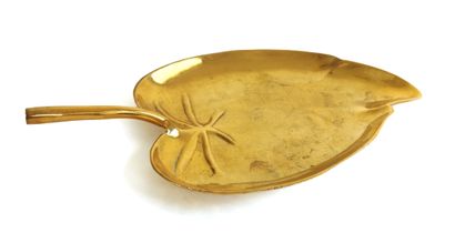 null Coupelle vide-poche en bronze doré en forme de feuille

L. 32 cm