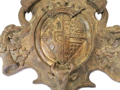 null *Carved and patinated wooden wedding band coat of arms under a marquis's crown...