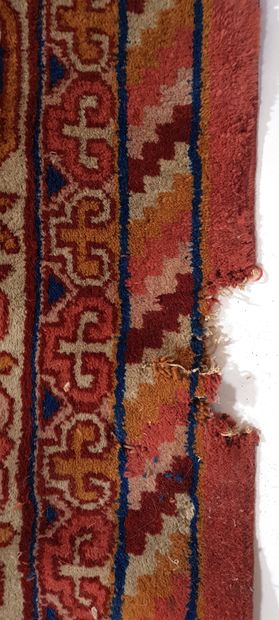 null Large carpet Samarkand (Sinkiang, Silk Road, border between China and Russia)...