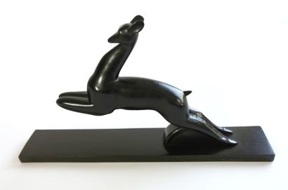 null H. IMRE - French work in the 1930s

Antelope bouncing in blackened wood signed...