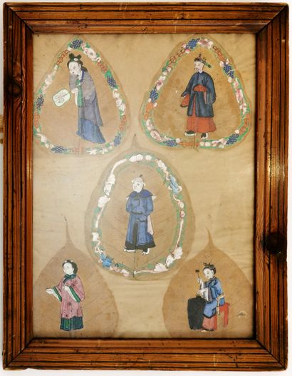 null *CHINA, 19th century 

Polychrome paintings on five pipal sheets depicting characters

Height...