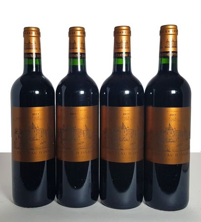null 10 Bottles Château d'Issan, GCC3 Margaux, 2011

Wooden box of 12 given to the...