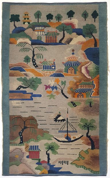 null 
Original tapis Chine Tien Sin, début XXe siècle 

Dimensions : 170 x 93 cm

Caractéristiques...