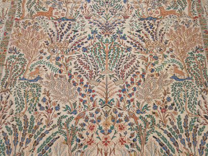 null Large and thin Dwarf carpet in the Habibian tradition - Iran, ca. 1970

Dimensions:...