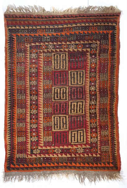 null Beloutch Afghan carpet circa 1975

Dimensions: 122 x 87 cm

Technical characteristics:...
