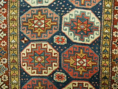 null Carpet old gallery Moghan - Caucasus, end of 19th century

Dimensions: 310 x...