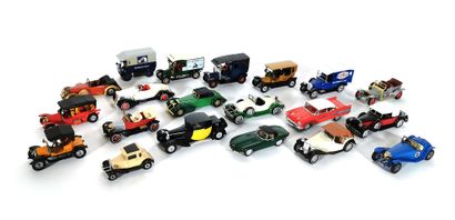 null *MATCHBOX

Set of twenty miniature vehicles, mainly pre-war models

Some wear...