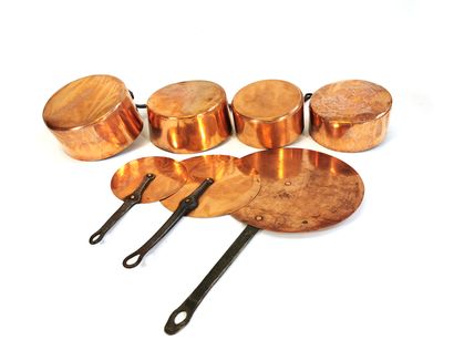 null Set of four copper pans and three lids

Diameter of the largest lid 33 cm