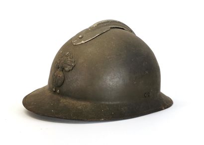 null Adrian helmet of infantry model 1926, marked with the stencil inside "C. INDUSTRIELLE...