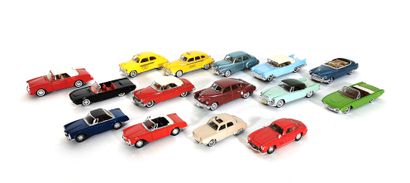 null *SOLIDO

Ensemble de quinze véhicules miniatures modèles années 50/60, échelle...