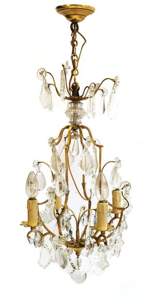 null Lustre cage à pampille à quatre lumière de Style Louis XV en bronze, verre et...