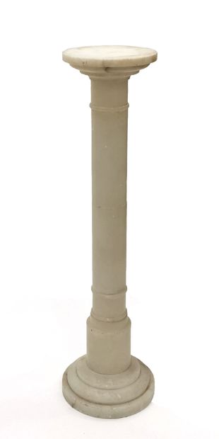 null Alabaster column 

H. 104,5 cm