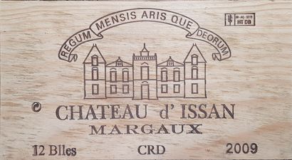 null 8 Bouteilles Château d'Issan, GCC3 Margaux, 2009 (petit accroc sur 1 étiquette...