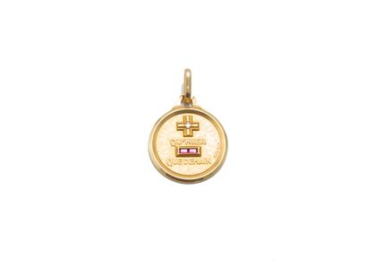 null AUGIS - Pendant " More than yesterday less than tomorrow " in yellow gold 18K...