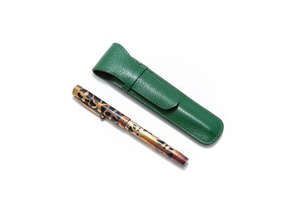 null SHEAFFER 

Fountain pen from the Nostalgia collection in carved and openworked...