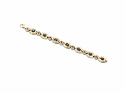 null Bracelet in yellow gold 18K (750 thousandths) with articulated links set in...