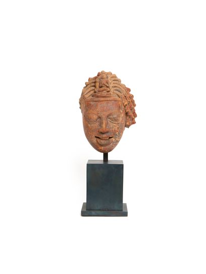 null India, Gupta period, 5th-6th century 

Rare terracotta head representing the...