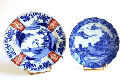 null CHINA - 19th century

White-blue porcelain plate decorated with a mountainous...